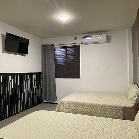 Apartamentos Aeropuerto Ciudad Juarez Ngoại thất bức ảnh